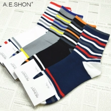 2014 high quality stripes cuff cotton athletic men's socks