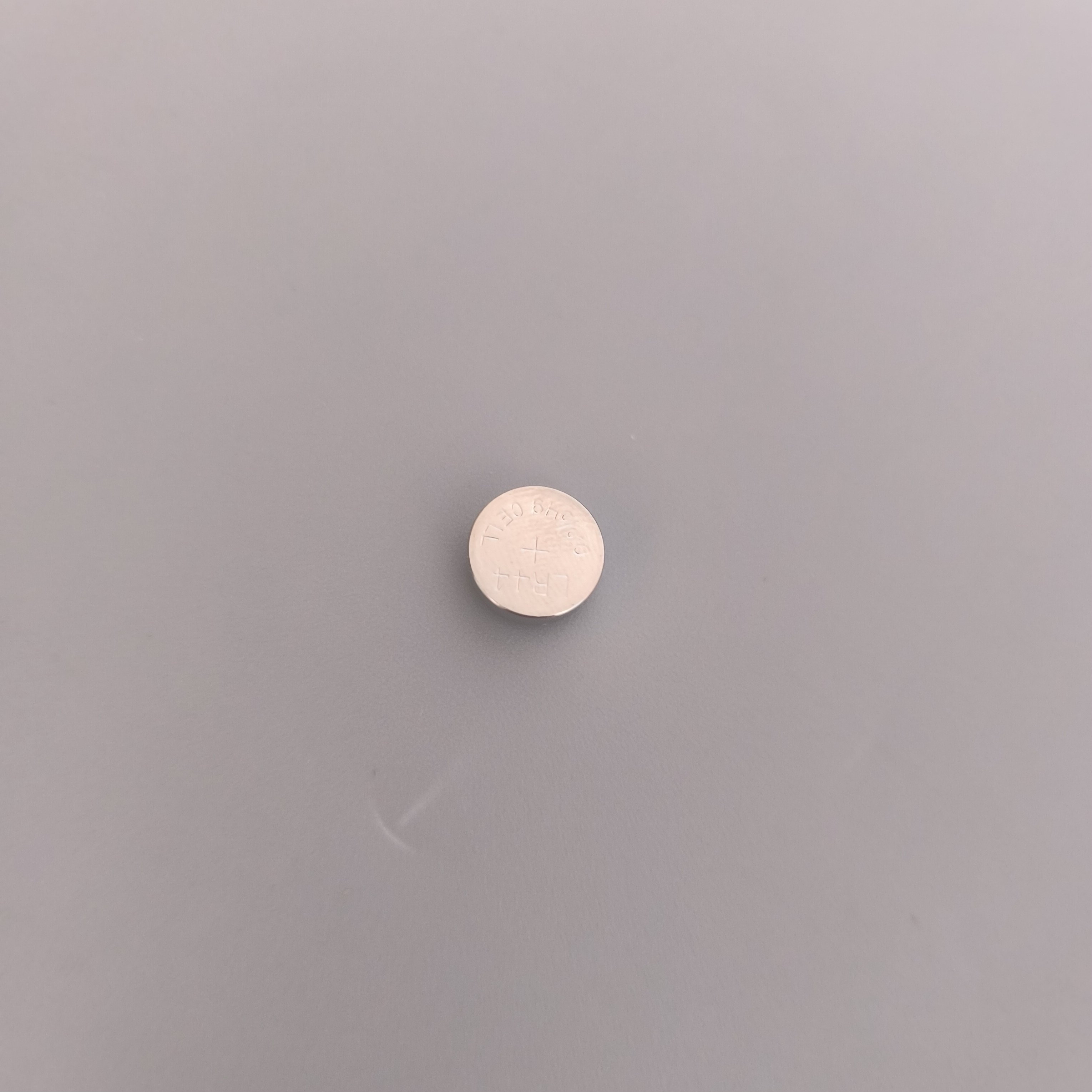 LR44 Button Cell Battery, E1.5V Small Round Coin Battery for Electronic Watches, Calculators,
