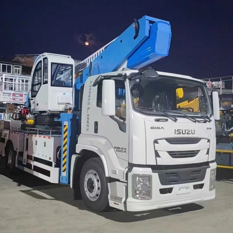 China oil Tank truck mounted crane 
