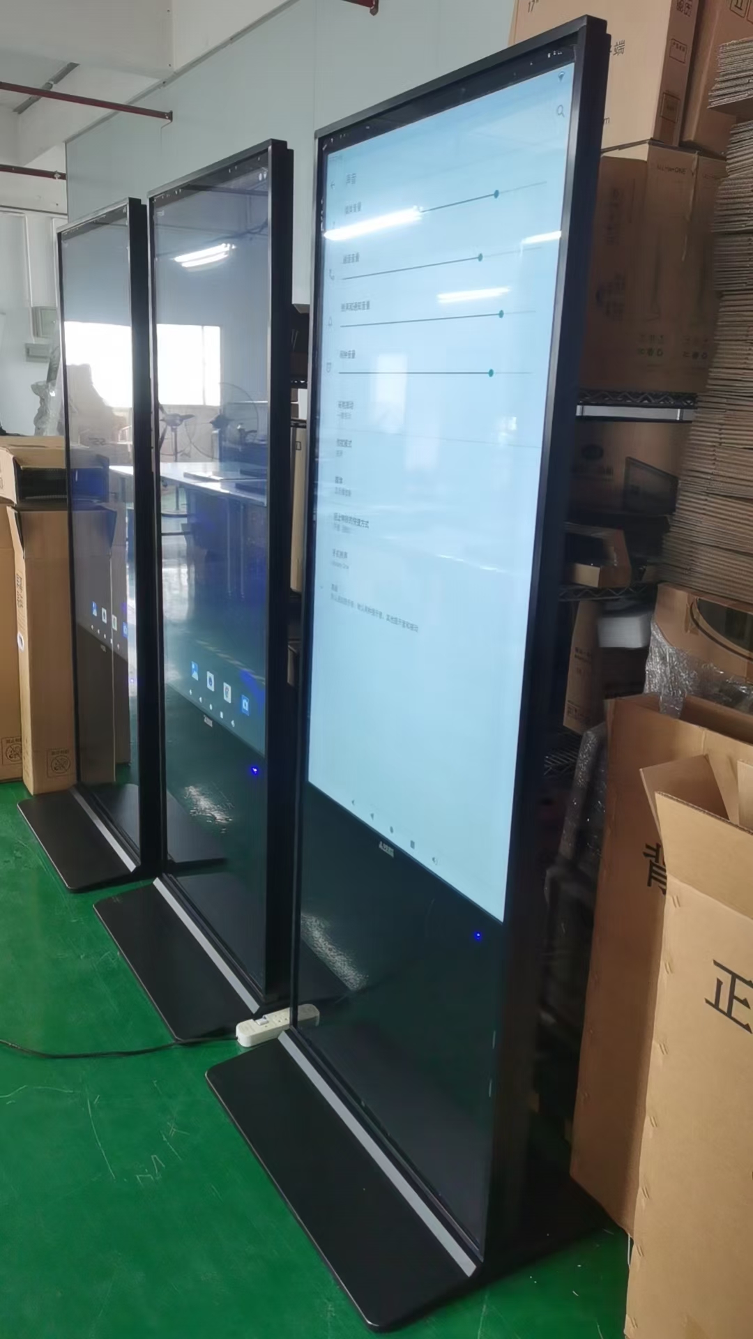 55 inch large screen touch screen display led advertising box